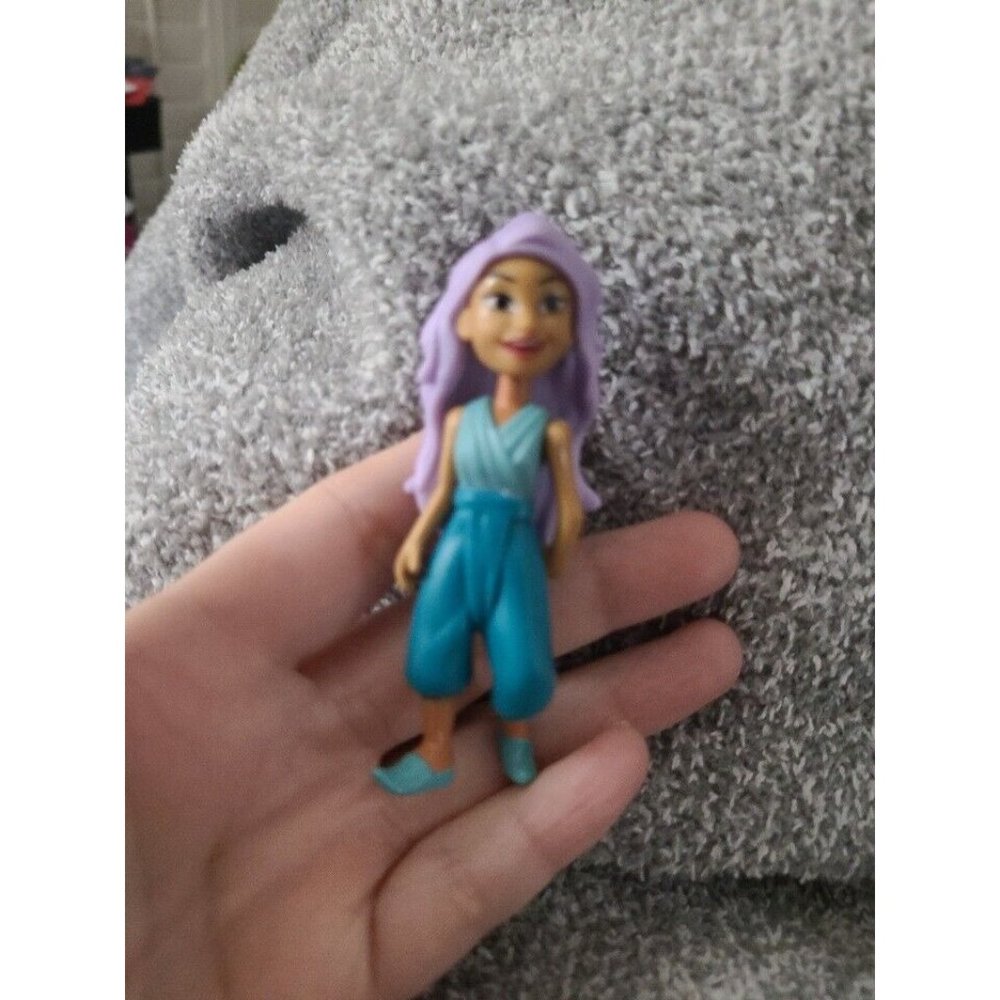 Raya last‎ dragon human Disney toy figure